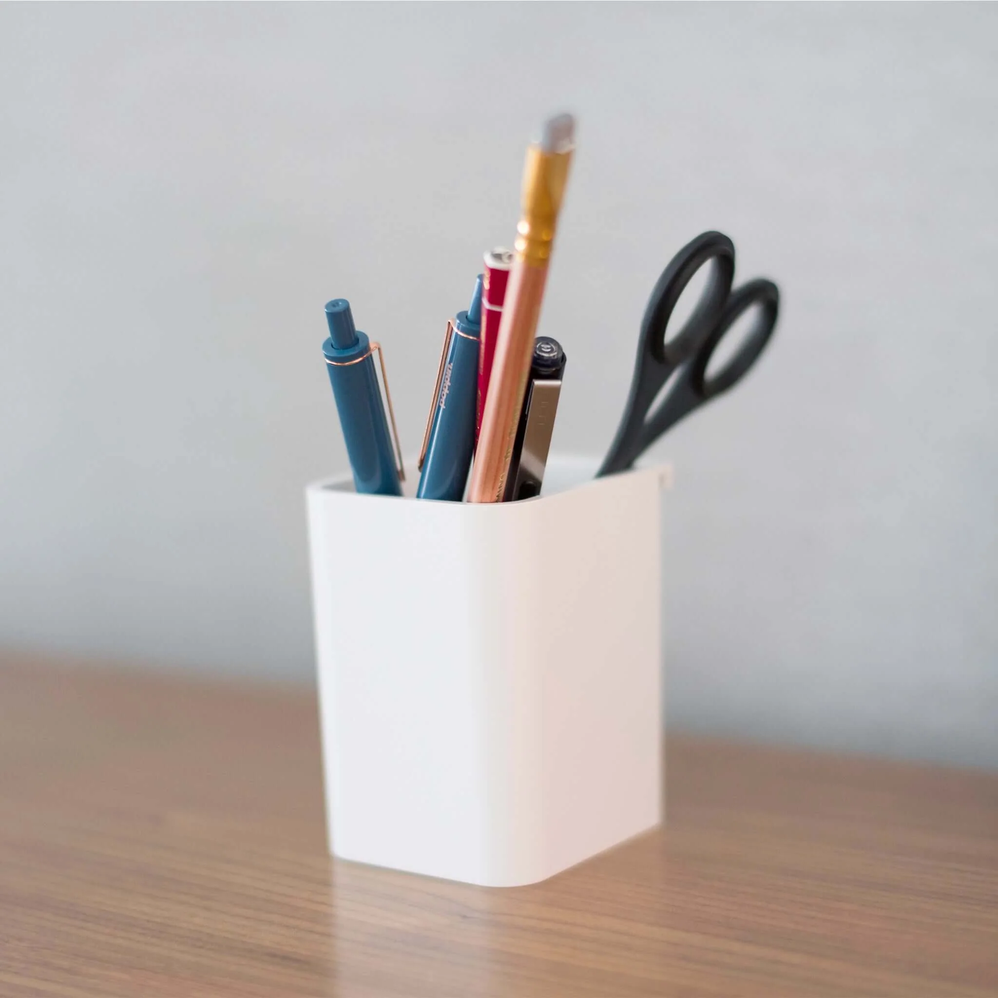 Belong Pencil Cup - Image 5