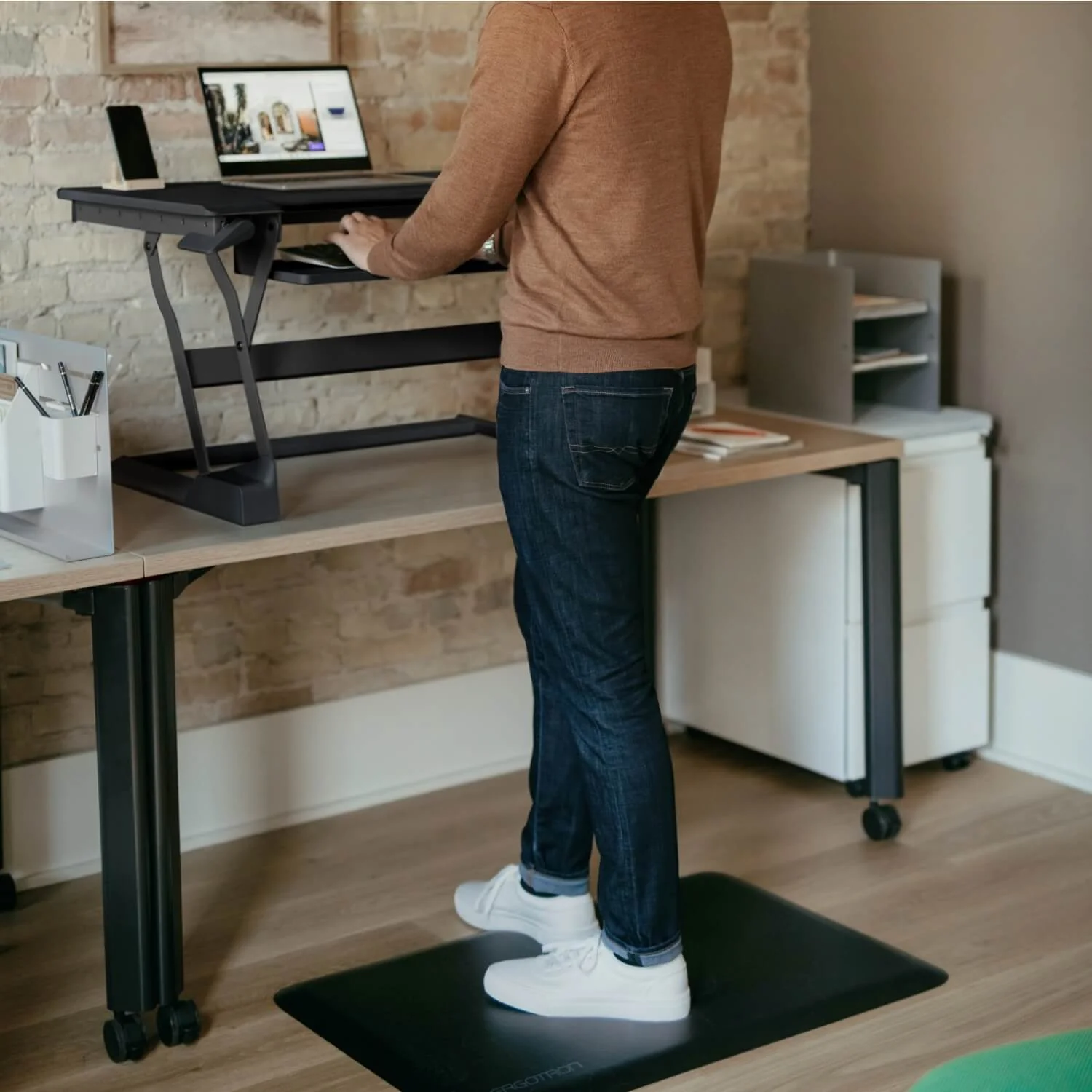 Ergotron Anti-Fatigue Floor Mat - Image 3
