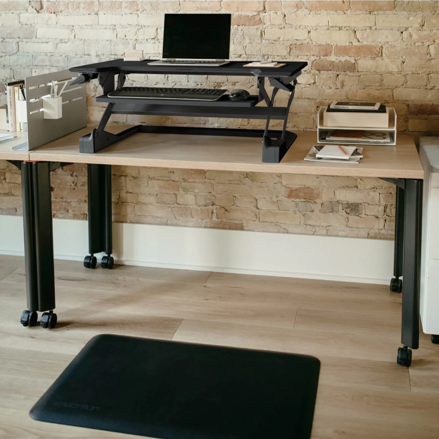 Ergotron Anti-Fatigue Floor Mat - Image 5
