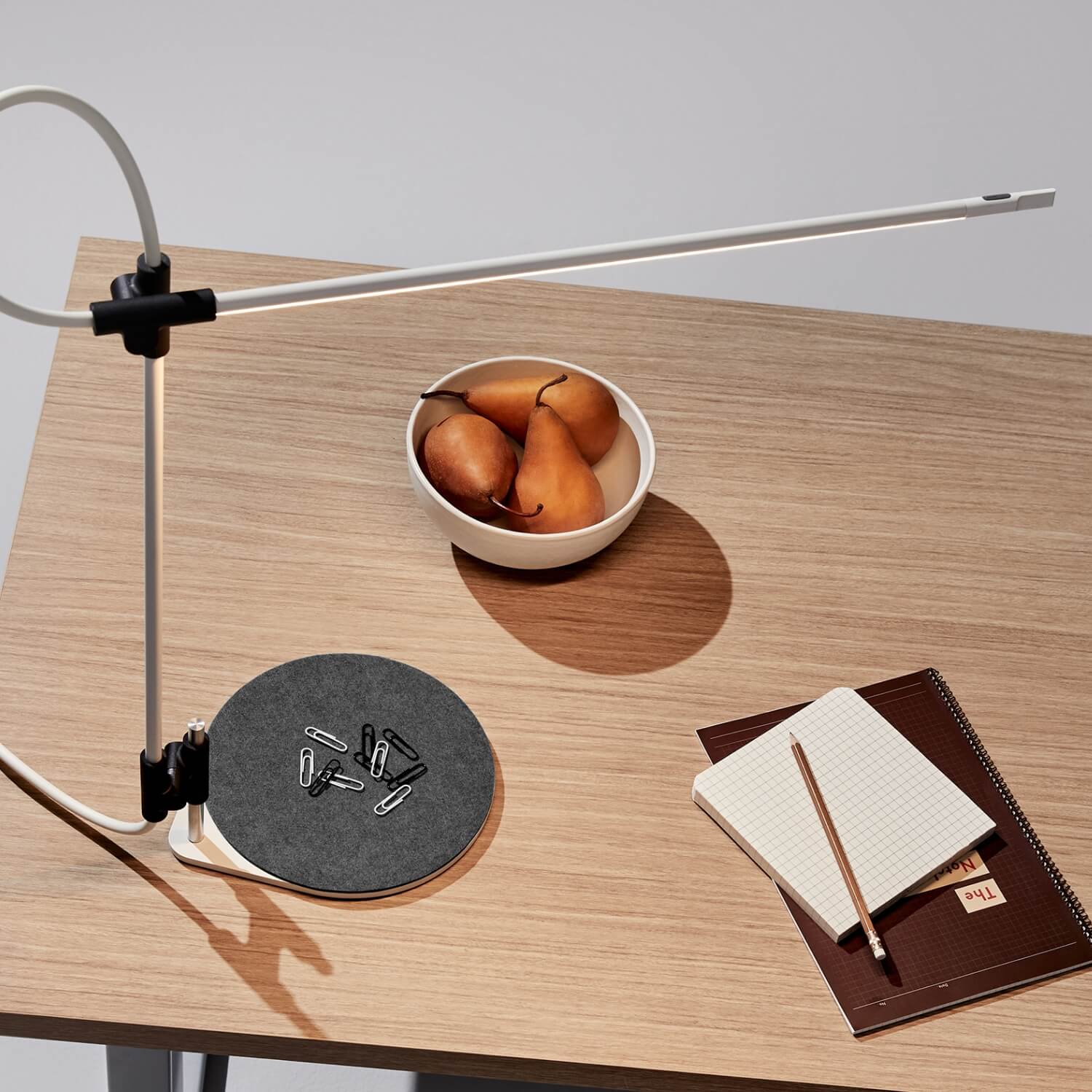 Superlight Table Light - Image 4